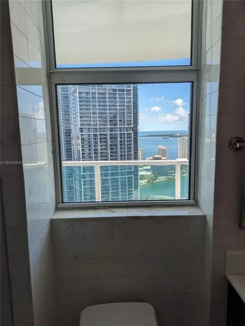 41 SE 5th Street Miami FL 33131