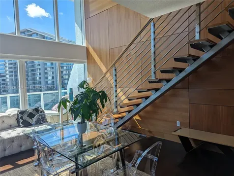 41 SE 5th Street Miami FL 33131