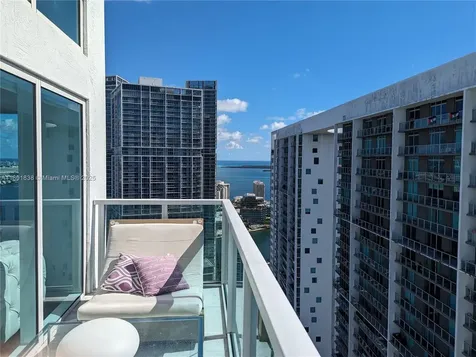 41 SE 5th Street Miami FL 33131