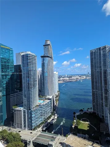 41 SE 5th Street Miami FL 33131