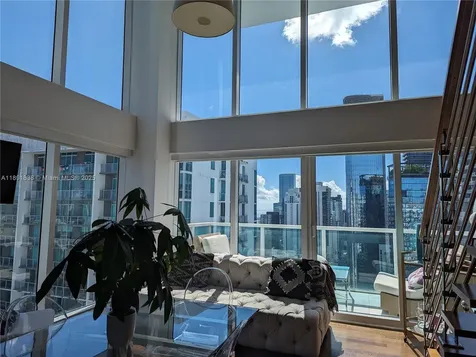 41 SE 5th Street Miami FL 33131