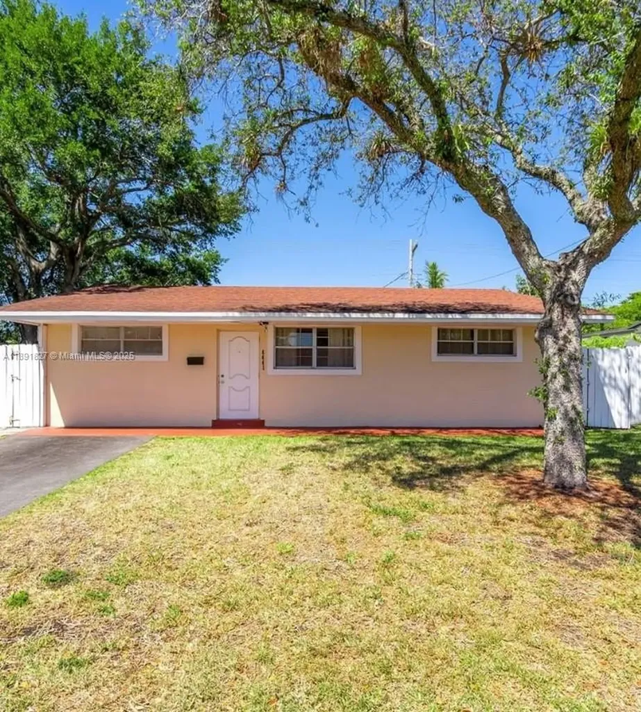 6441 Allen Street Hollywood FL 33024