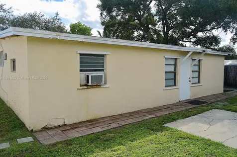 6441 Allen Street Hollywood FL 33024