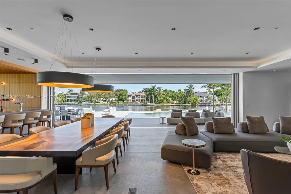 2131 NE 15th Street Fort Lauderdale FL 33304