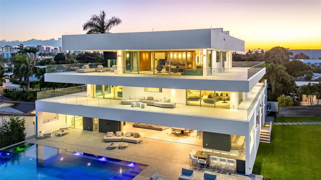 2131 NE 15th Street Fort Lauderdale FL 33304