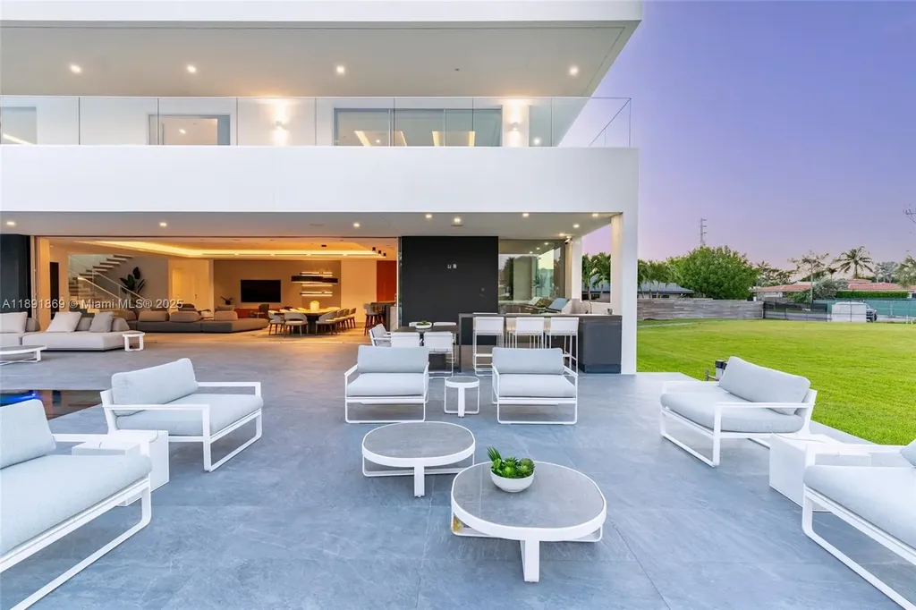 2131 NE 15th Street Fort Lauderdale FL 33304