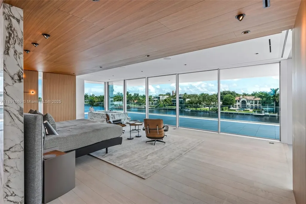 2131 NE 15th Street Fort Lauderdale FL 33304