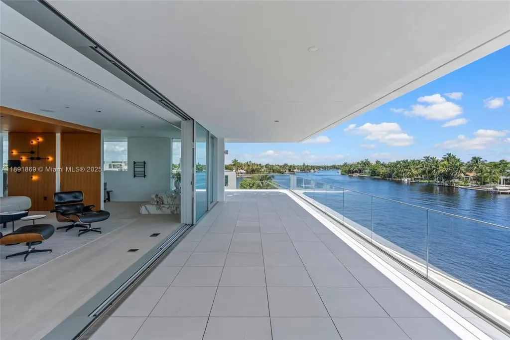 2131 NE 15th Street Fort Lauderdale FL 33304