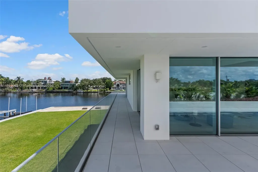 2131 NE 15th Street Fort Lauderdale FL 33304