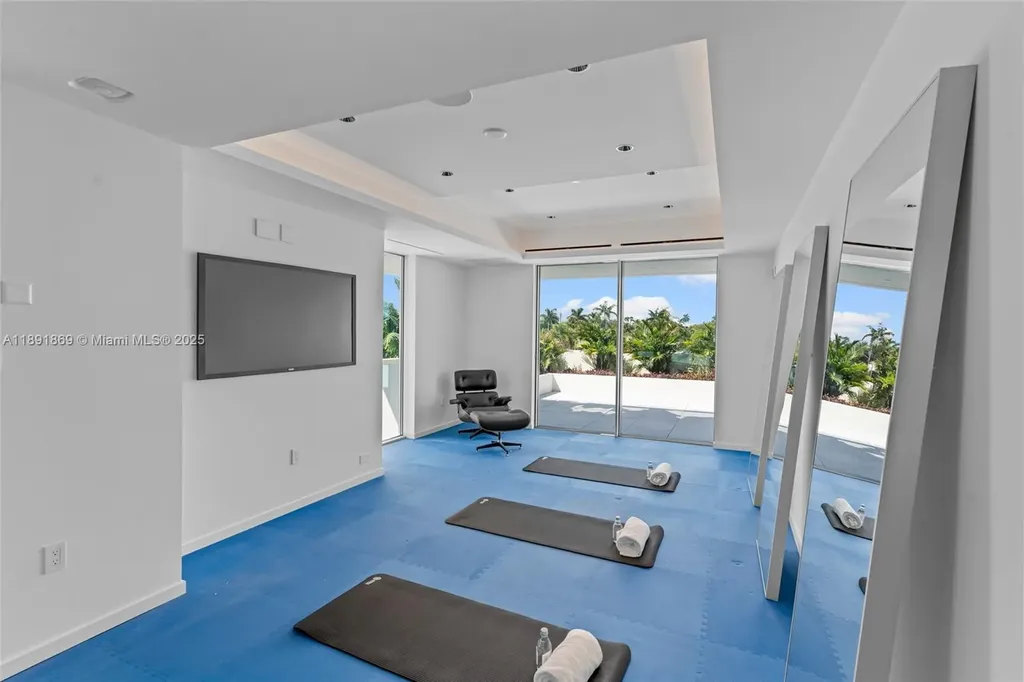 2131 NE 15th Street Fort Lauderdale FL 33304