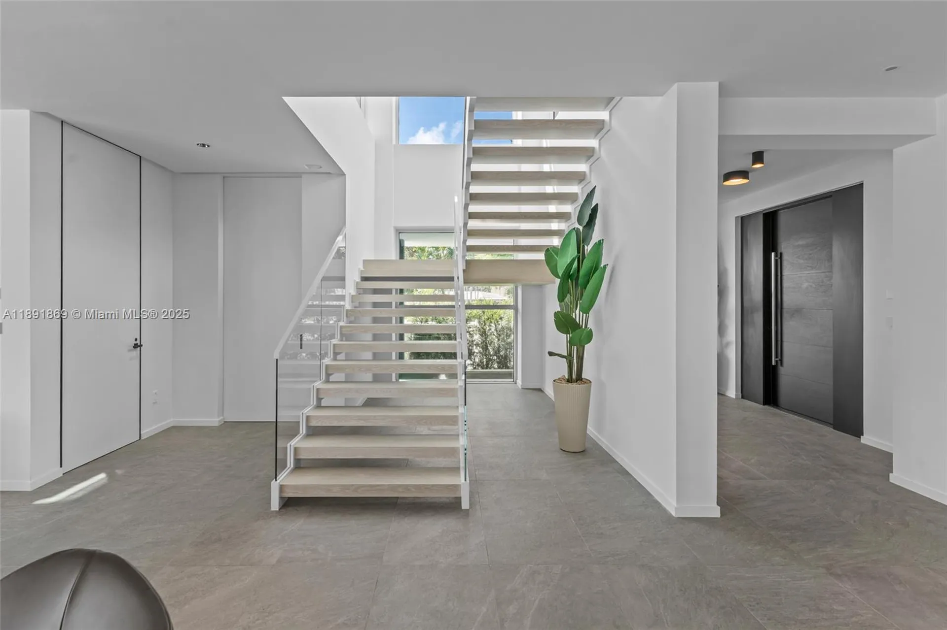 2131 NE 15th Street Fort Lauderdale FL 33304