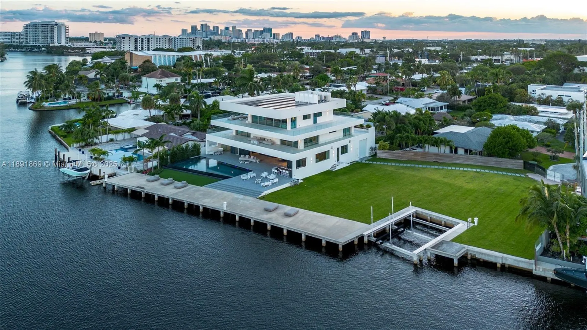 2131 NE 15th Street Fort Lauderdale FL 33304