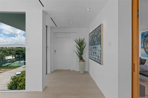 2131 NE 15th Street Fort Lauderdale FL 33304