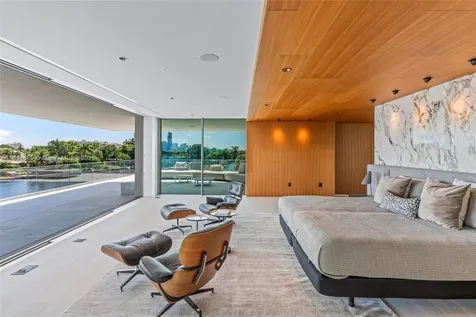 2131 NE 15th Street Fort Lauderdale FL 33304