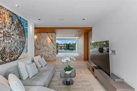 2131 NE 15th Street Fort Lauderdale FL 33304