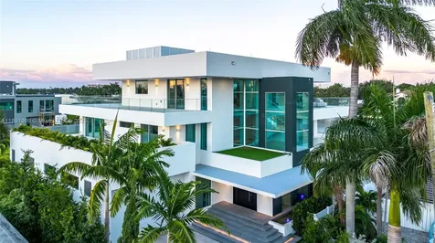 2131 NE 15th Street Fort Lauderdale FL 33304