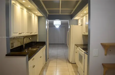 800 SW 142nd Avenue Pembroke Pines FL 33027