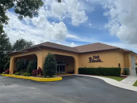 800 SW 142nd Avenue Pembroke Pines FL 33027