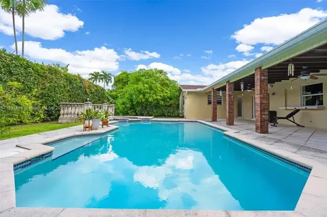 14263 SW 76th Street Miami FL 33183