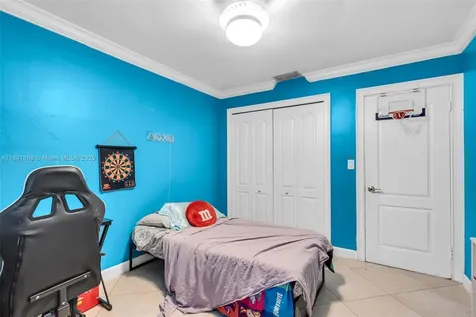 14263 SW 76th Street Miami FL 33183