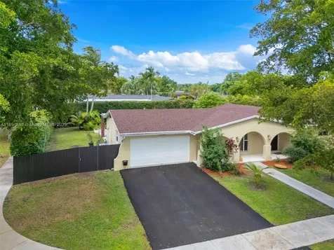 14263 SW 76th Street Miami FL 33183