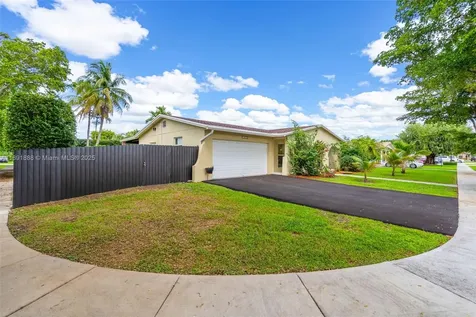 14263 SW 76th Street Miami FL 33183