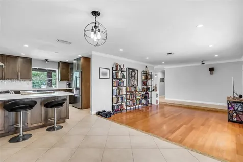 14263 SW 76th Street Miami FL 33183