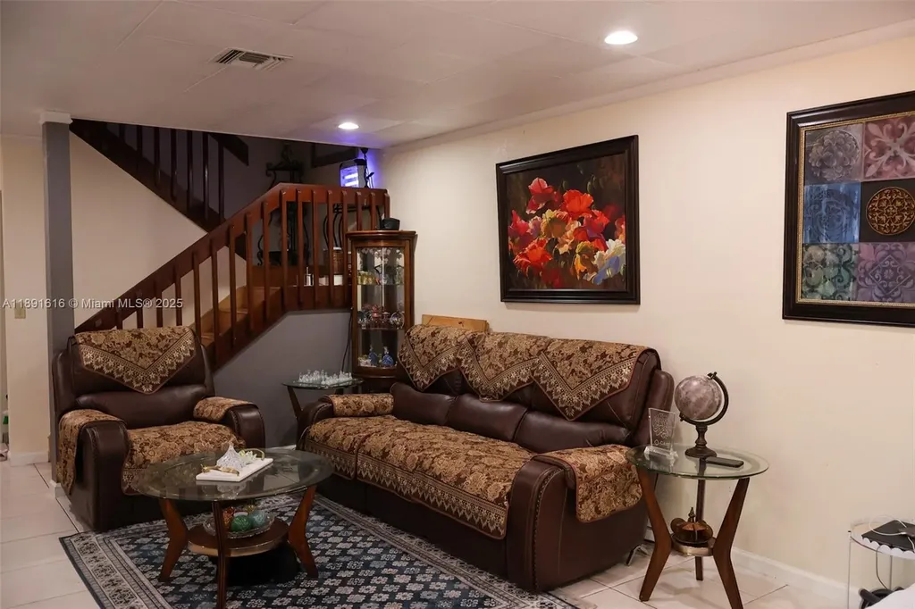 2542 NW 99th Avenue Coral Springs FL 33065