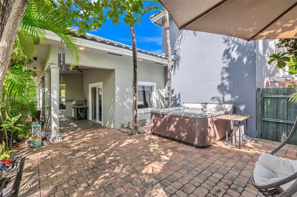 1609 NE 20th Avenue Fort Lauderdale FL 33305