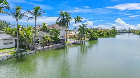 1609 NE 20th Avenue Fort Lauderdale FL 33305
