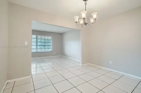 7301 NW 11th Street Plantation FL 33313
