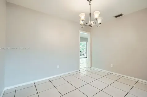 7301 NW 11th Street Plantation FL 33313