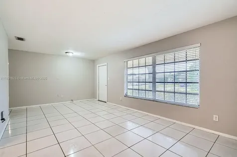 7301 NW 11th Street Plantation FL 33313