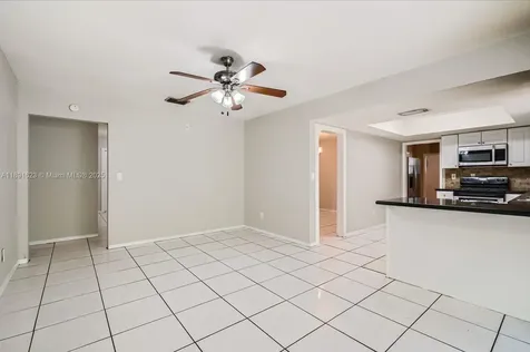 7301 NW 11th Street Plantation FL 33313