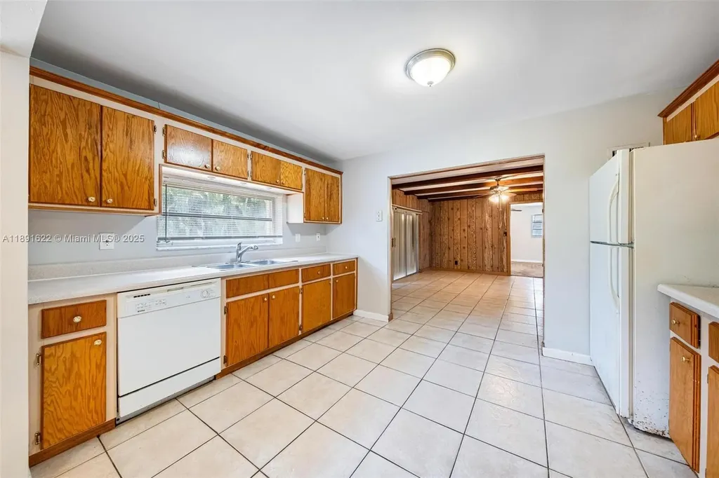 10840 NW 40th Street Coral Springs FL 33065