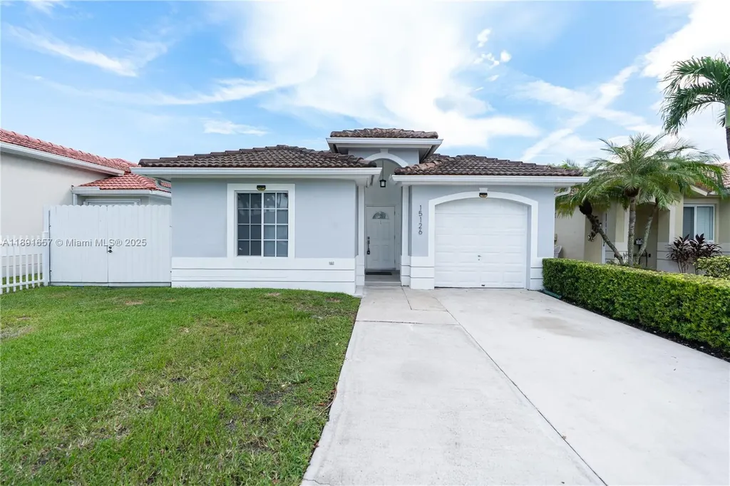 15126 SW 140th Terrace Miami FL 33196