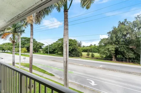 610 S Park Road Hollywood FL 33021
