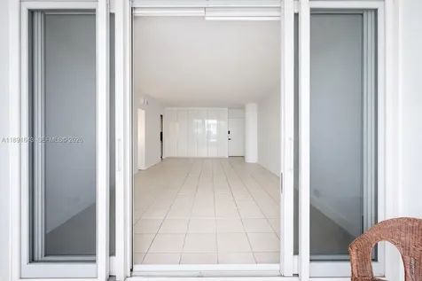 5005 Collins Avenue Miami Beach FL 33140