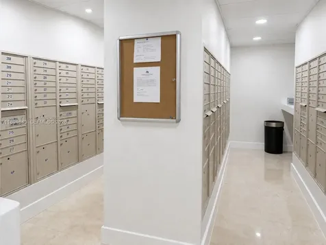 5005 Collins Avenue Miami Beach FL 33140