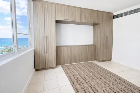 5005 Collins Avenue Miami Beach FL 33140