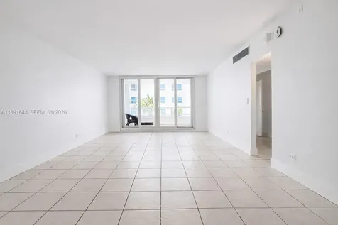 5005 Collins Avenue Miami Beach FL 33140