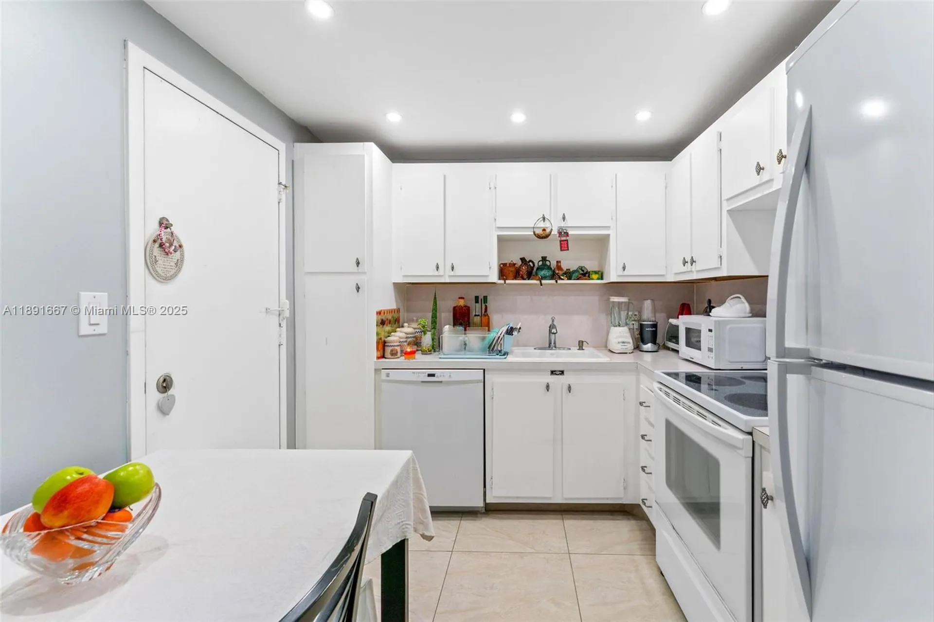 3800 S Ocean Drive Hollywood FL 33019