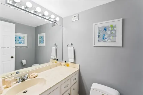 3800 S Ocean Drive Hollywood FL 33019