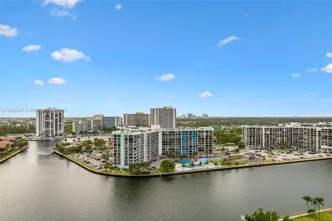 3800 S Ocean Drive Hollywood FL 33019