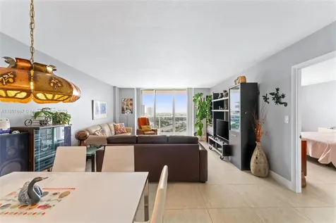 3800 S Ocean Drive Hollywood FL 33019
