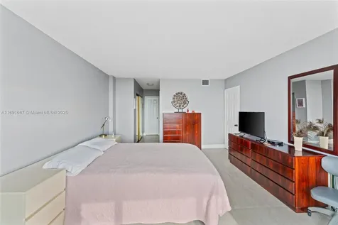 3800 S Ocean Drive Hollywood FL 33019