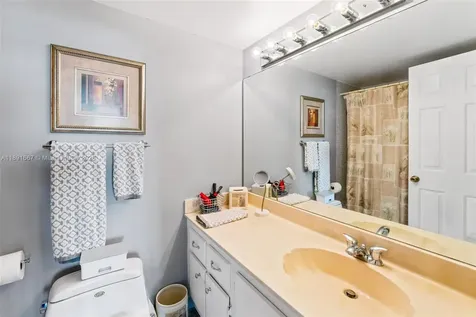 3800 S Ocean Drive Hollywood FL 33019