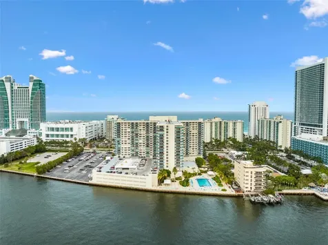 3800 S Ocean Drive Hollywood FL 33019