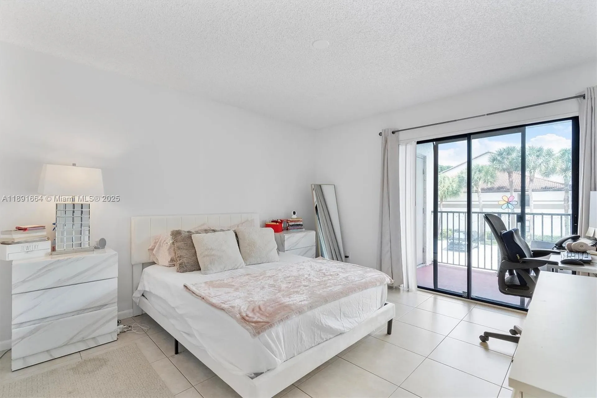 510 S Park Road Hollywood FL 33021