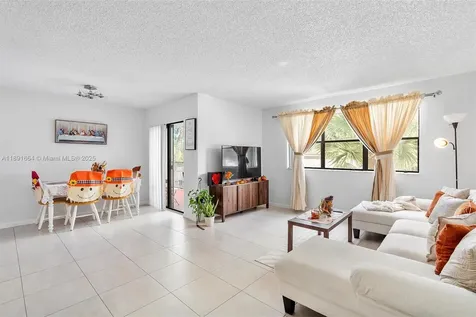 510 S Park Road Hollywood FL 33021